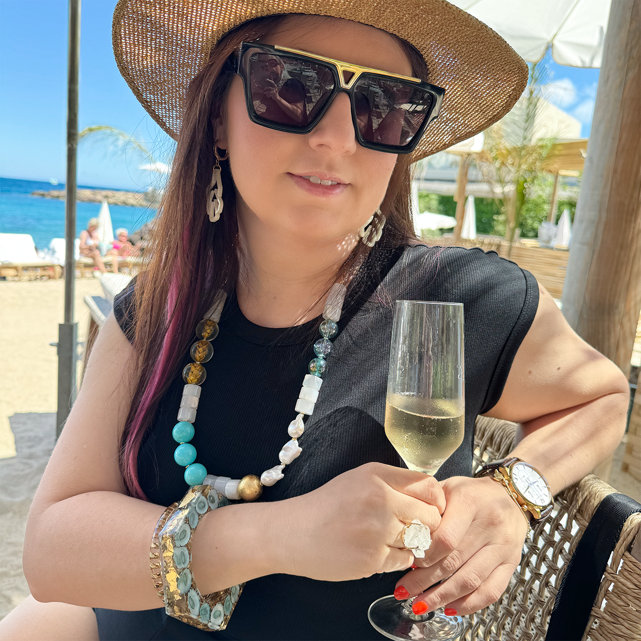 Acrylic Cola Creux Earrings