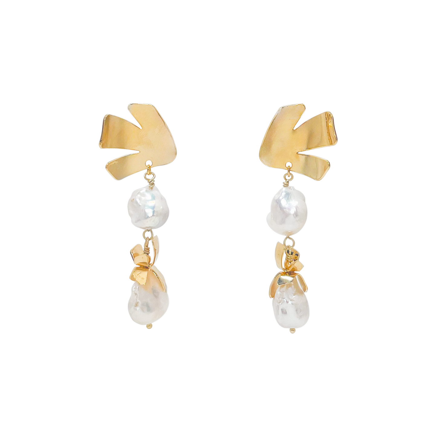 Demi Cola Pearl Earrings