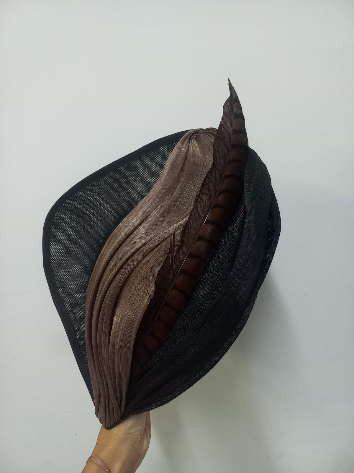 Tocado negro